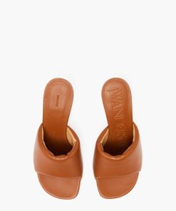 Jameslyon.shop4ae3ccecd1 4